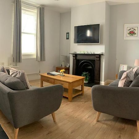 Taitwt2 Villa Caernarfon Exteriör bild